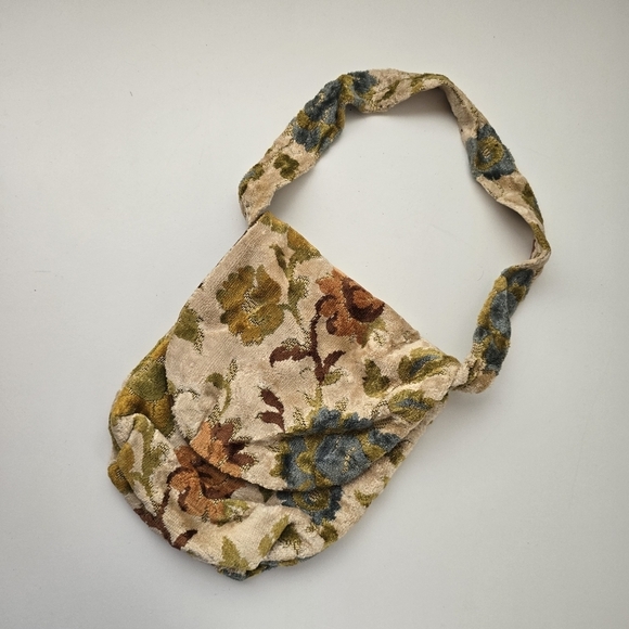 Vintage Floral Tapestry Retro Small Shoulder Bag - Picture 1 of 8